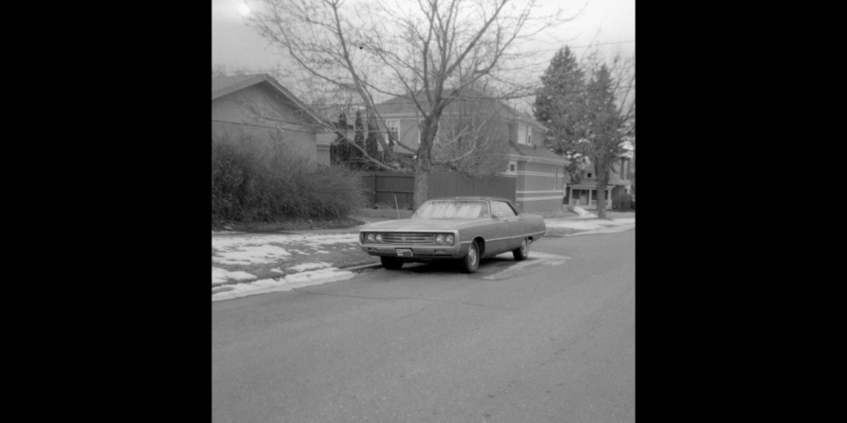 autos, cars, chrysler, classic cars, 1971 chrysler newport custom photographed with kodak starmite iii film camera