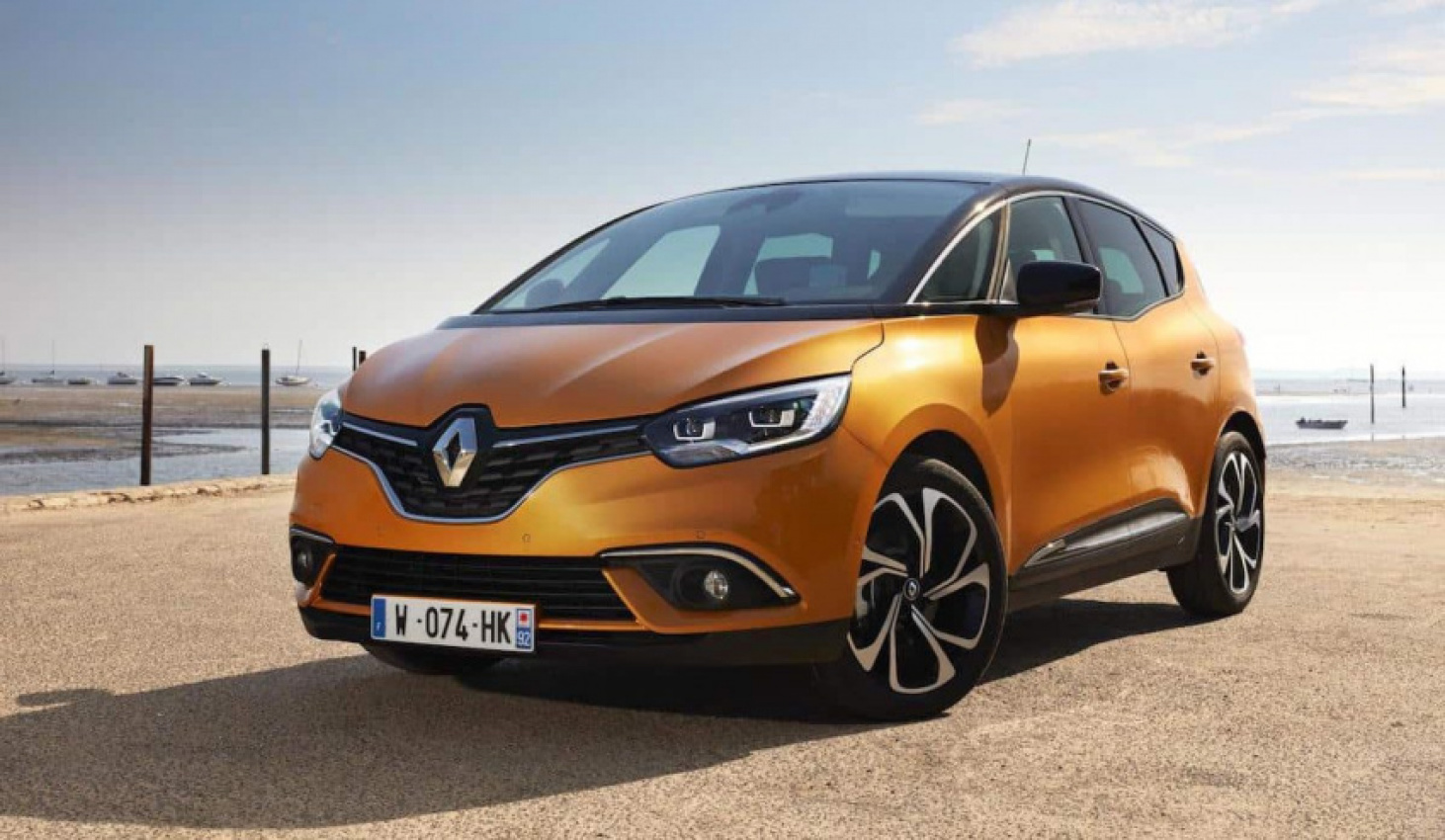 autos, cars, renault, december launch for renault scenic line-up