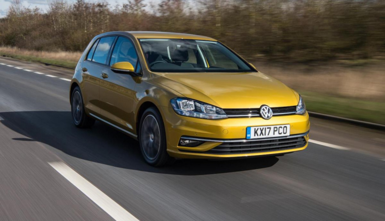autos, cars, volkswagen, volkswagen looks to keep golf on top with new offer
