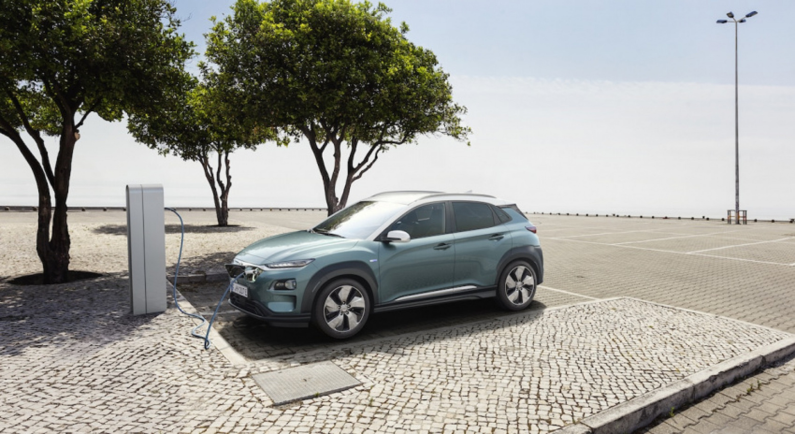 autos, cars, hyundai, android, hyundai unveils first all-electric suv