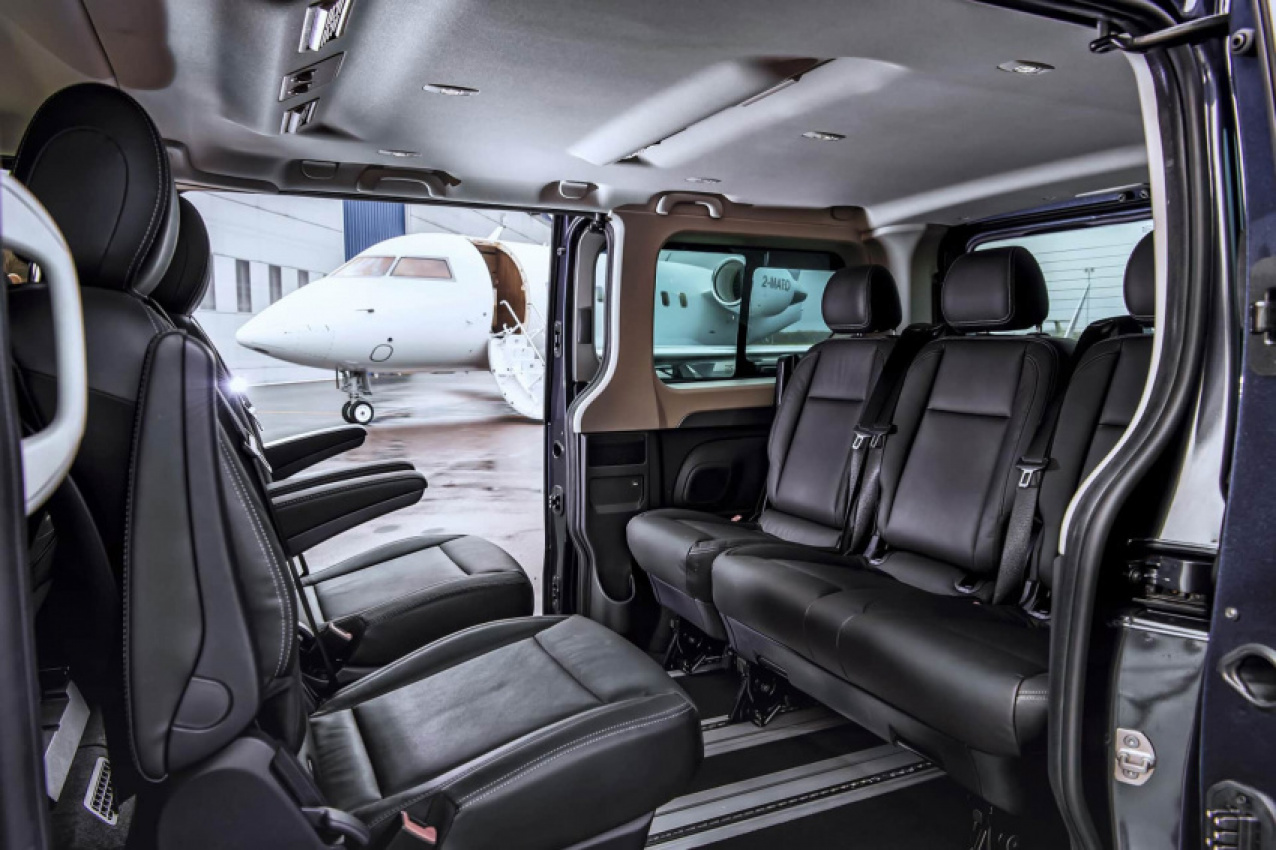 autos, cars, renault, renault trafic spaceclass offers nine-seat shuttle