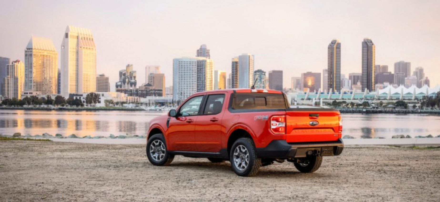 autos, cars, ford, maverick, pickup truck, 6 reasons why the 2022 ford maverick is the coolest small pickup truck