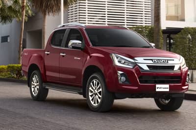 android, article, autos, cars, isuzu, toyota, article, toyota hilux, android, let the truck wars begin: the toyota hilux takes on the isuzu d-max v-cross head on