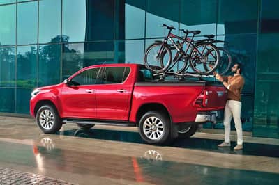 android, article, autos, cars, isuzu, toyota, article, toyota hilux, android, let the truck wars begin: the toyota hilux takes on the isuzu d-max v-cross head on