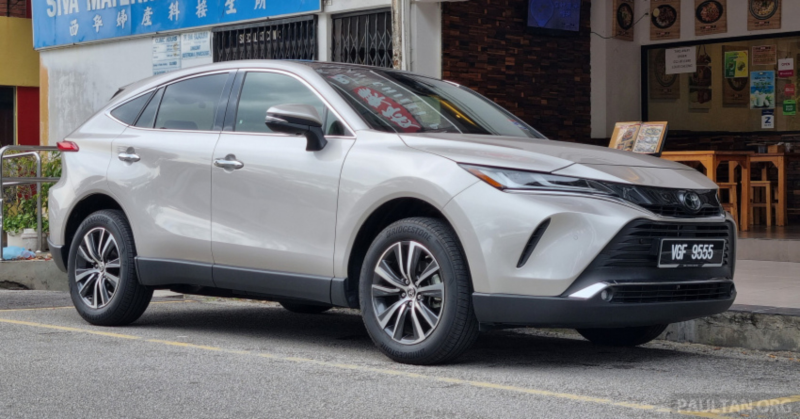 autos, cars, reviews, toyota, cars, toyota harrier, review: 2022 toyota harrier in malaysia – rm250k
