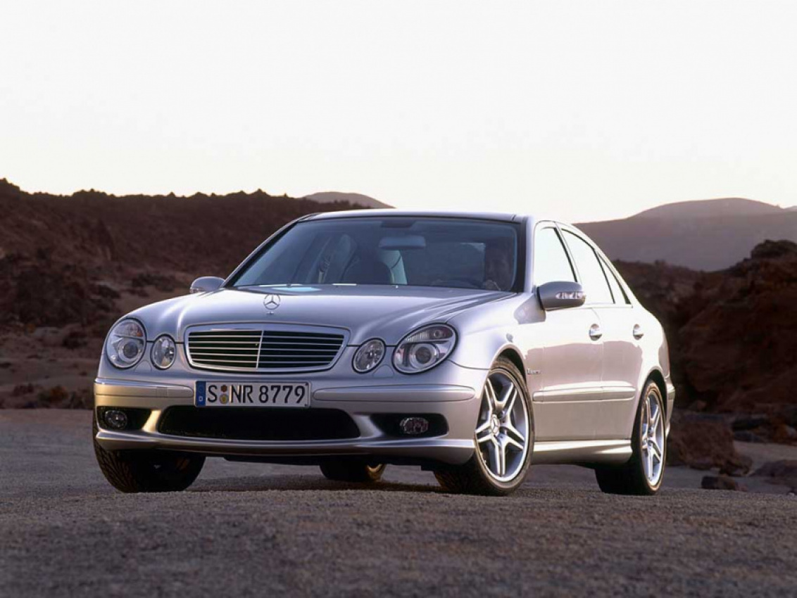 autos, cars, mercedes-benz, mg, review, 2000s cars, amg, amg model in depth, mercedes, mercedes amg, mercedes-benz model in depth, 2002 mercedes-benz e 55 amg