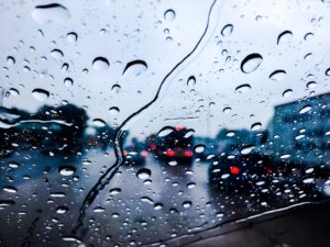 all articles, autos, cars, how to, how-to, how to, how to stay safe when driving in the rain