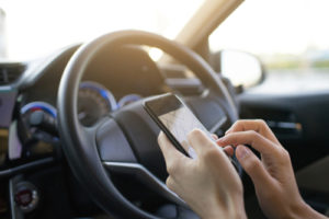 all articles, autos, cars, mobile apps every car owner should have on their phone
