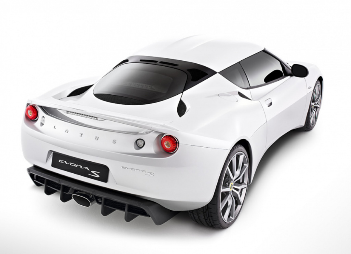autos, cars, lotus, review, 0-60 4-5sec, 300-400hp, evora, lotus evora, lotus model in depth, lotus evora s