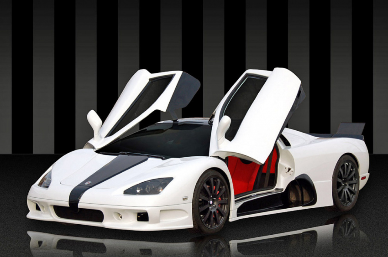 autos, cars, review, 1000hp, 2010s cars, record car, ssc, ssc ultimate, top speed 200mph+, turbocharged, worlds fastest cars, 2010 ssc ultimate aero ev