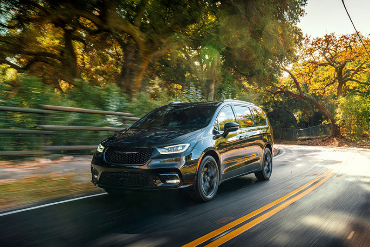 autos, cars, chrysler, 2021 chrysler pacifica is the winner of best family cars 2021 event