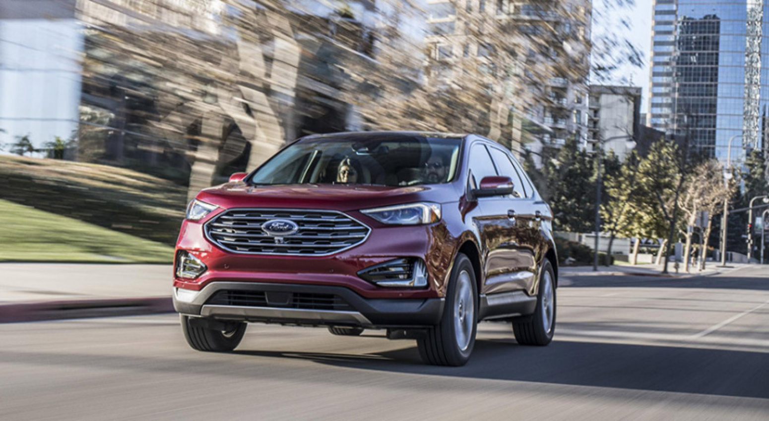 autos, cars, ford, ford rogue titanium is awarded with a special prize from iihs!