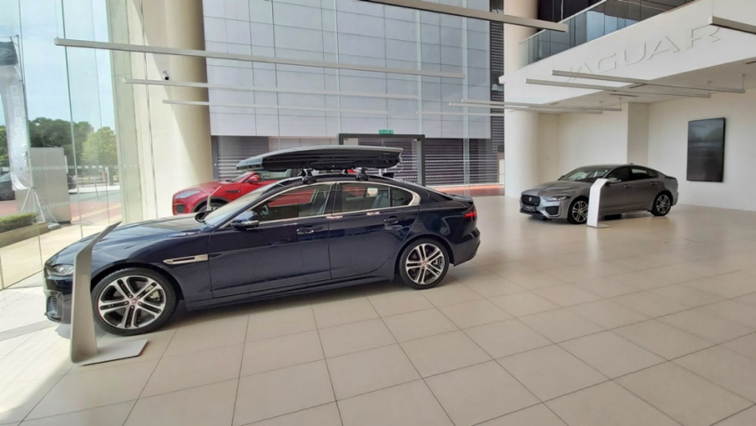 autos, cars, jaguar, land rover, aftersales, dealer network, importer, jaguar land rover malaysia, pre-owned, retail operations, sime darby motors, sisma auto, sole dealer, jaguar land rover (malaysia) to consolidate business operations and become sole importer and dealer