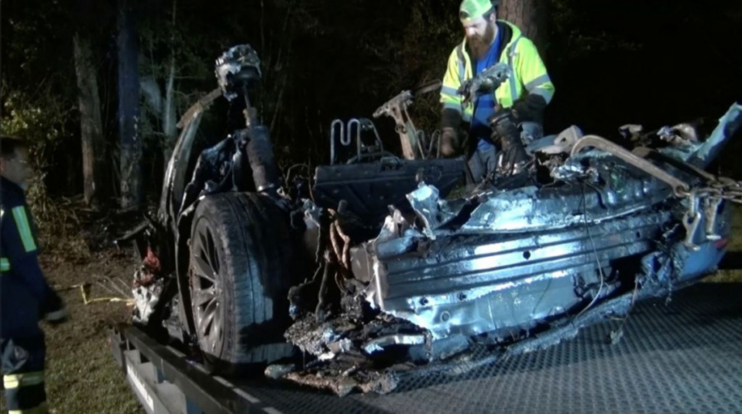 autos, cars, tesla, autos tesla, tesla with 'no driver' in deadly texas crash, says report