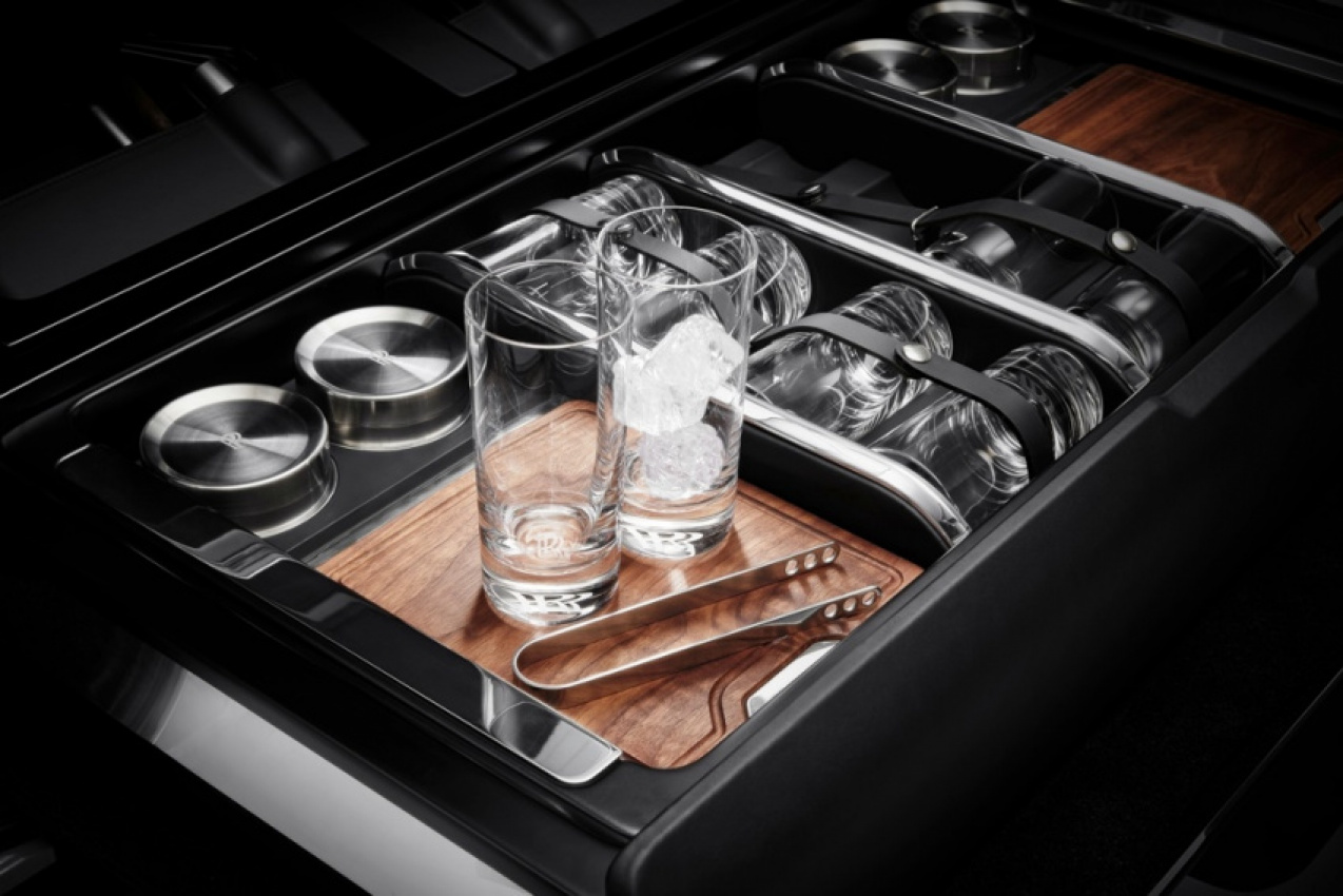 autos, cars, rolls-royce, recreation module, rolls royce cullinan, viewing suite, unique features for rolls-royce cullinan owners to enjoy their outdoor adventures