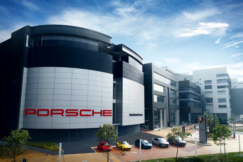 autos, cars, porsche, charging network, dc chargers, electric vehicles, porsche asia pacific, porsche destination charging, recharging stations, sime darby auto performance, shell and porsche team up to provide first cross-border high-performance charging network in southeast asia