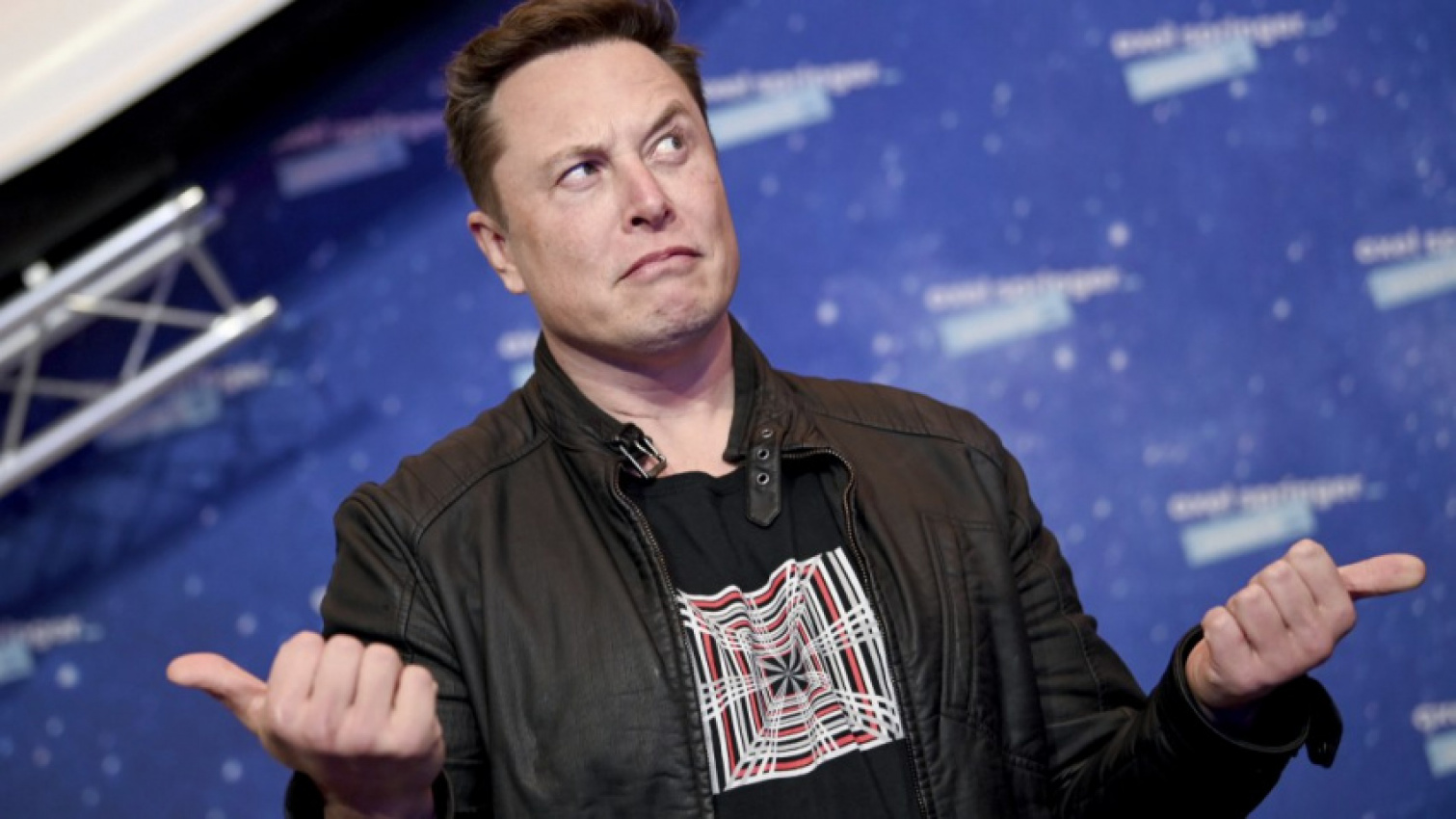 autos, cars, auto news, green automakers, tesla, elon musk offers teen $5,000 to stop tracking his private jet