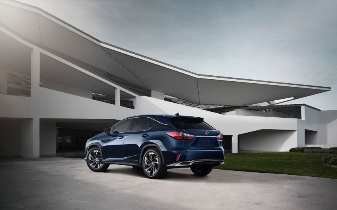 autos, cars, lexus, 2016 lexus rx 450h named green vehicle of texas: what caught the eye of the jury?