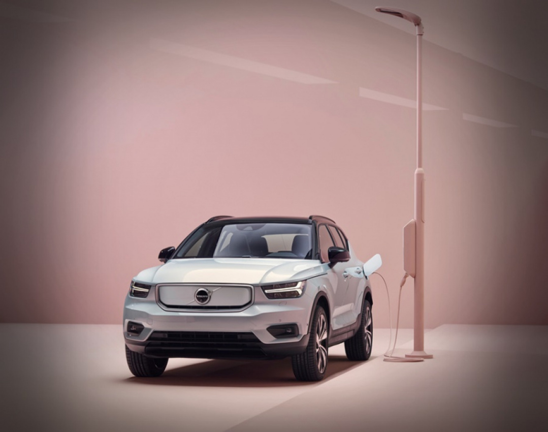 autos, cars, volvo, android automotive os, electrification, first fully electric volvo, fully electric powertrain, recharge line, volvo cars, volvo xc40 recharge, android, volvo’s first fully electric model line starts with the new xc40 recharge