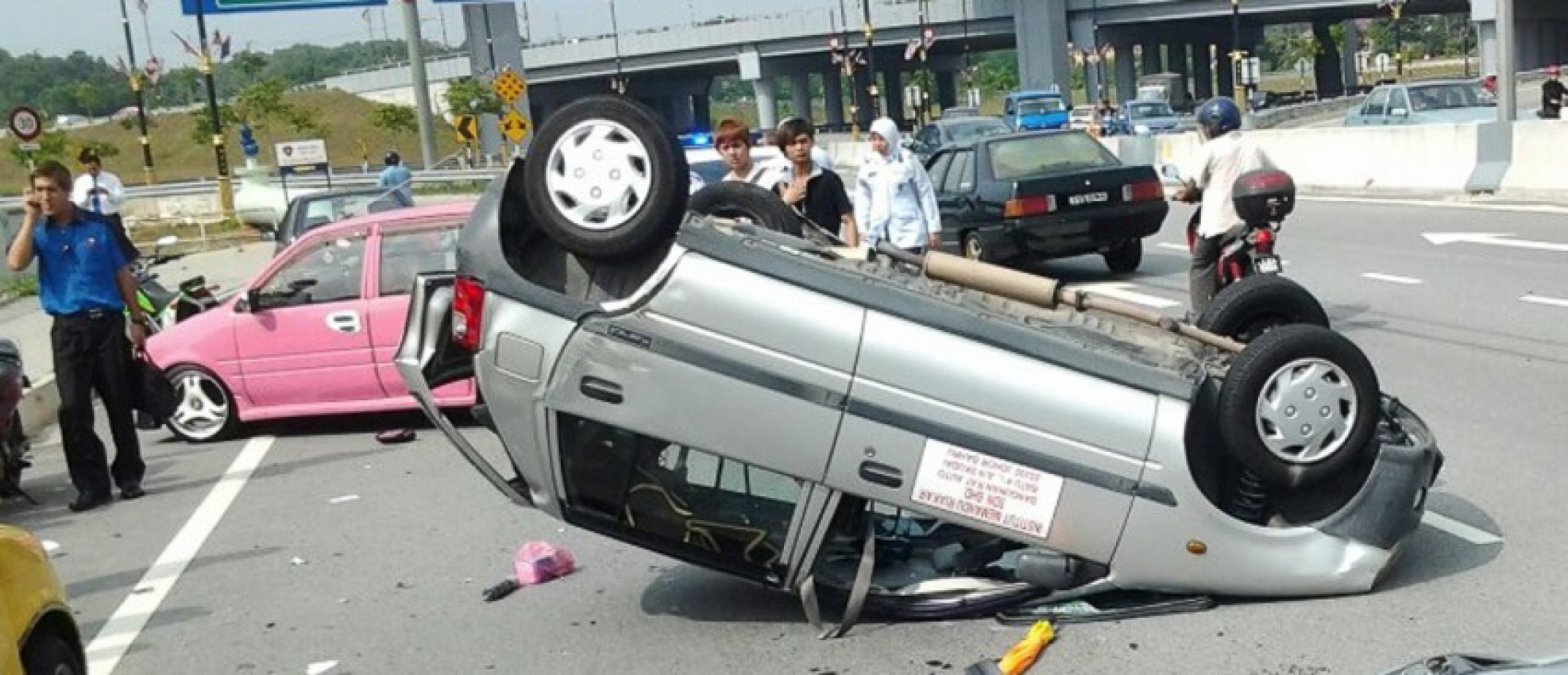 autos, cars, bosch aa, bosch automotive aftermarket malaysia, road accident tips, 5 tips when involved in a road accident