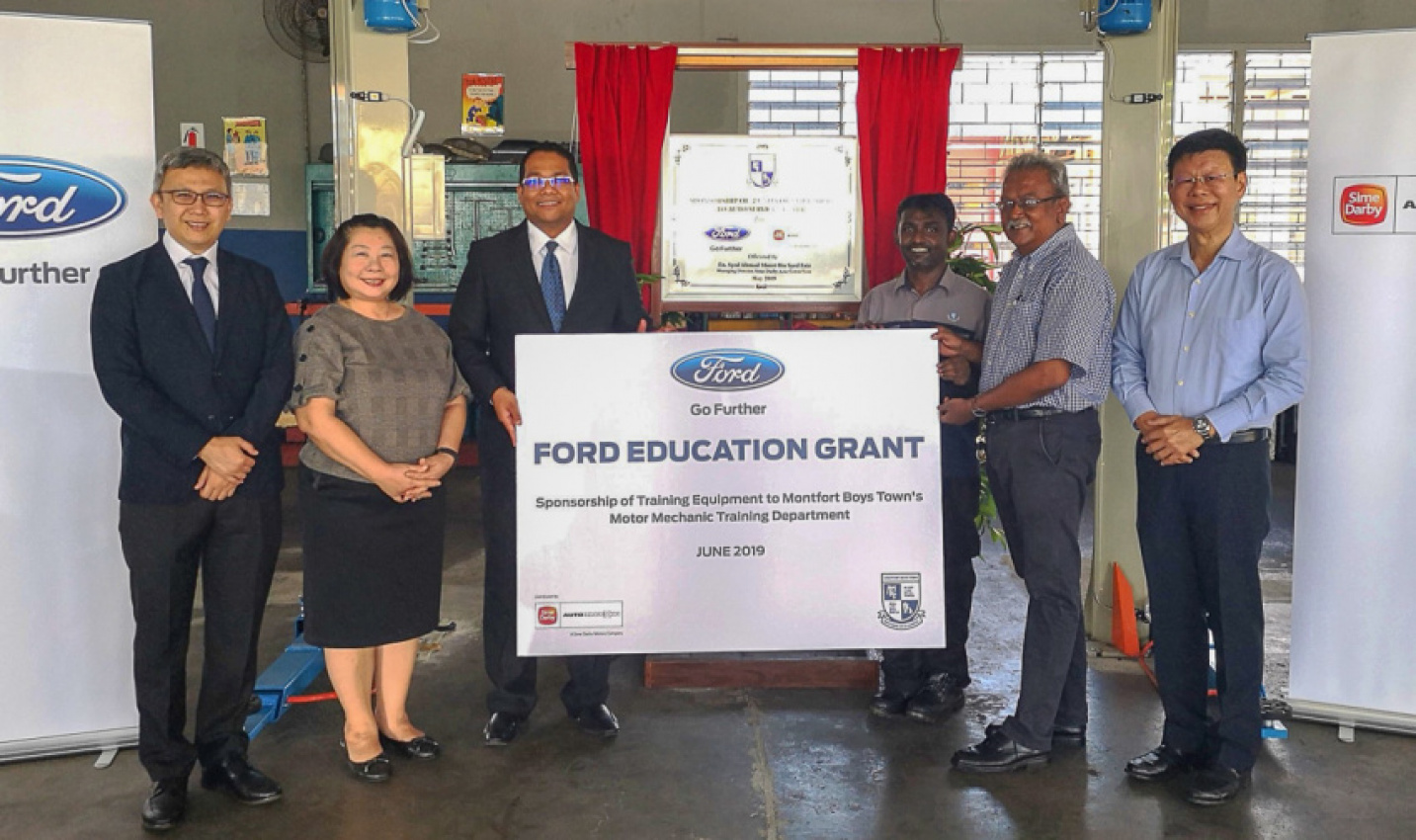 autos, cars, ford, ford malaysia, ford malaysia corporate social responsibility, ford montfort boys town, ford motor company, montfort boys town, montfort boys town malaysia, sdac csr 2019, sime darby auto connexion, ford donates rm33,000 to montfort boys town