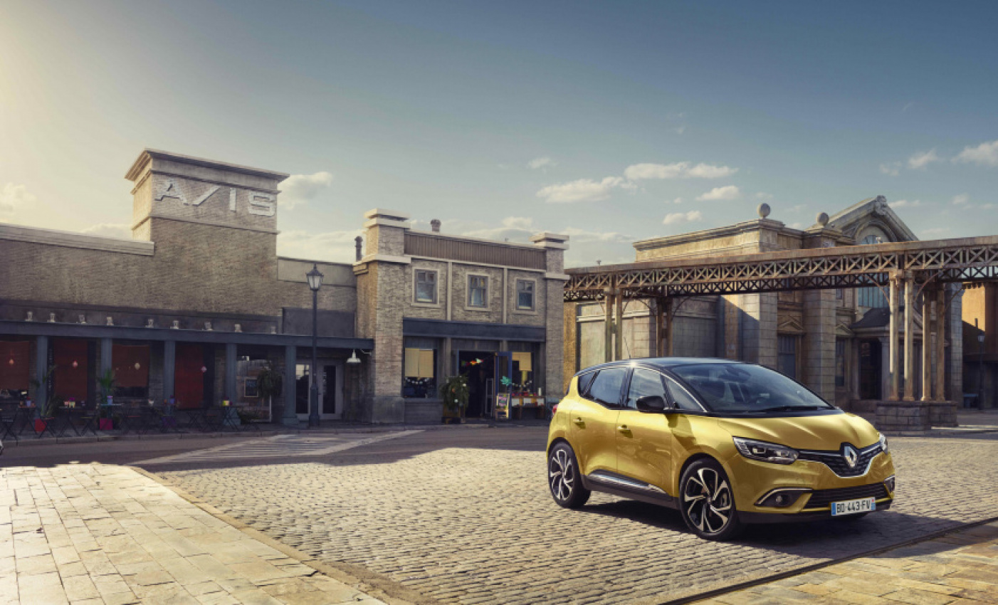 autos, cars, renault, geneva debuting fourth generation renault scenic offers glimpse of … mediocrity