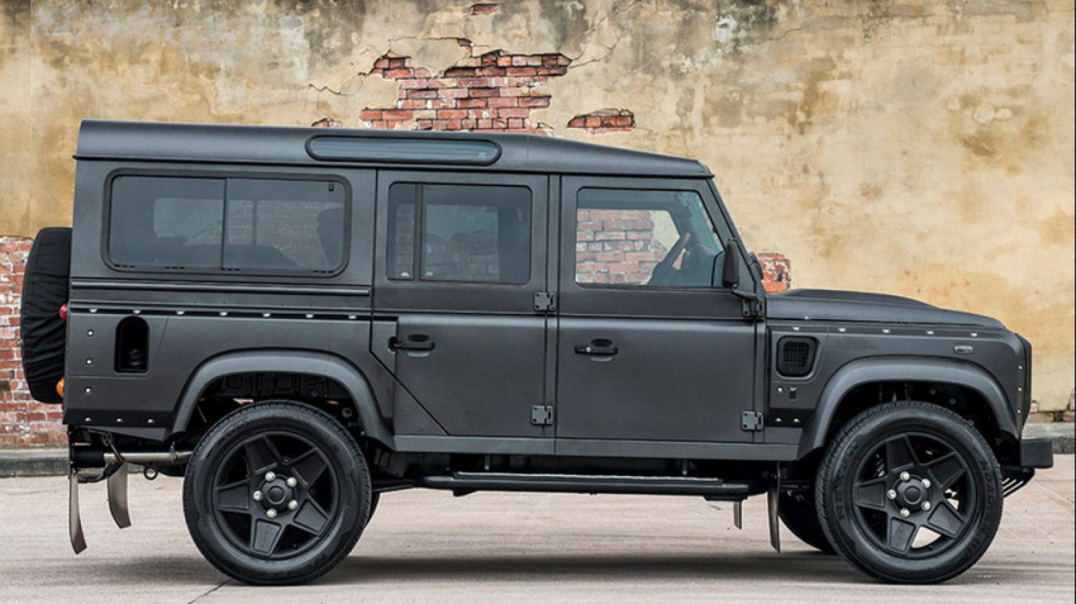 autos, cars, land rover, land rover defender, the end edition is kahn’s best land rover defender project so far