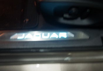 autos, cars, jaguar, autos jaguar xe, jaguar xe, jaguar xe driven