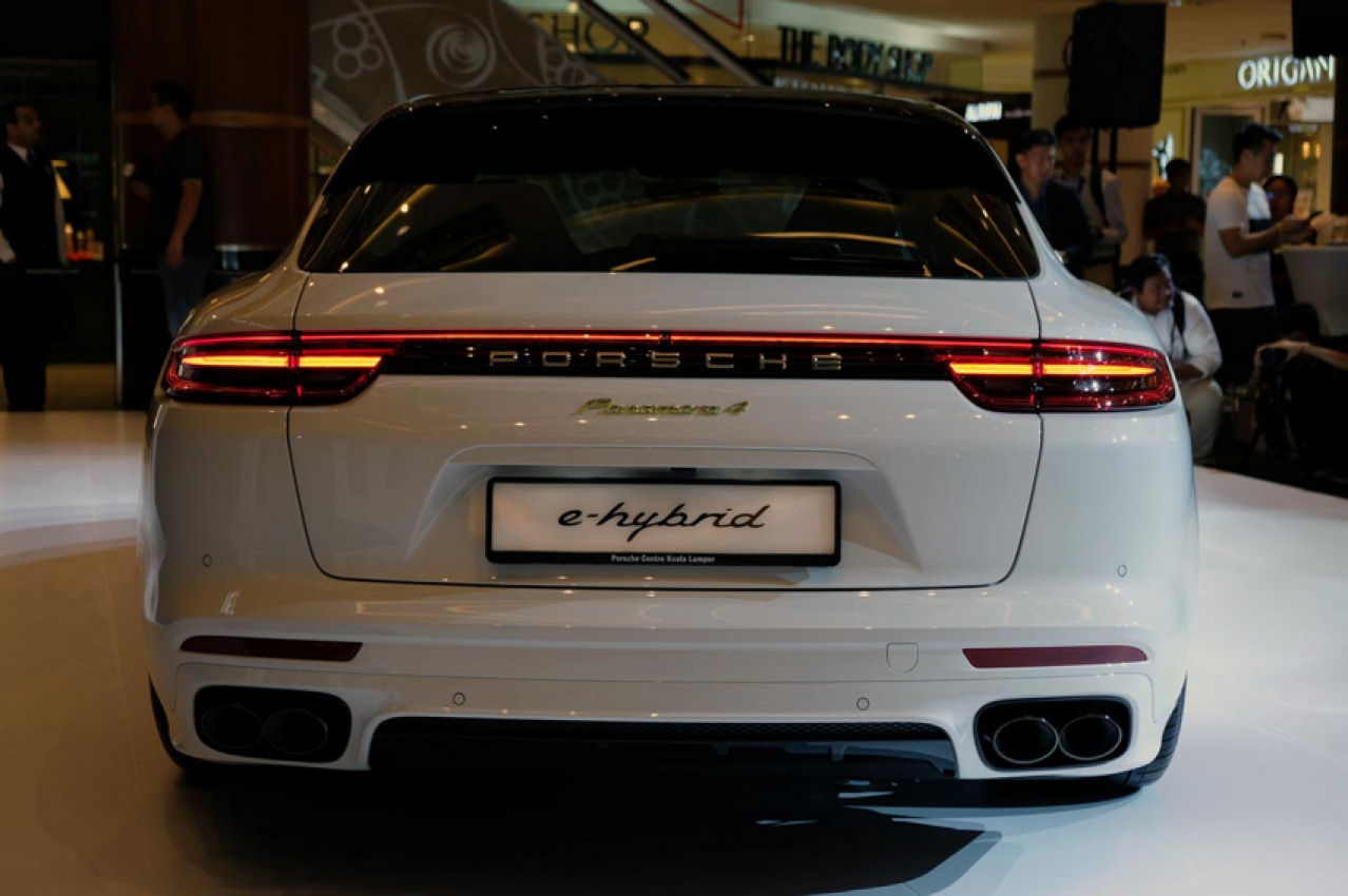 autos, cars, porsche, panamera sport turismo, porsche malaysia, porsche panamera, porsche panamera sport turismo, sport turismo, porsche panamera sport turismo debuts in malaysia – prices starting from rm990,000