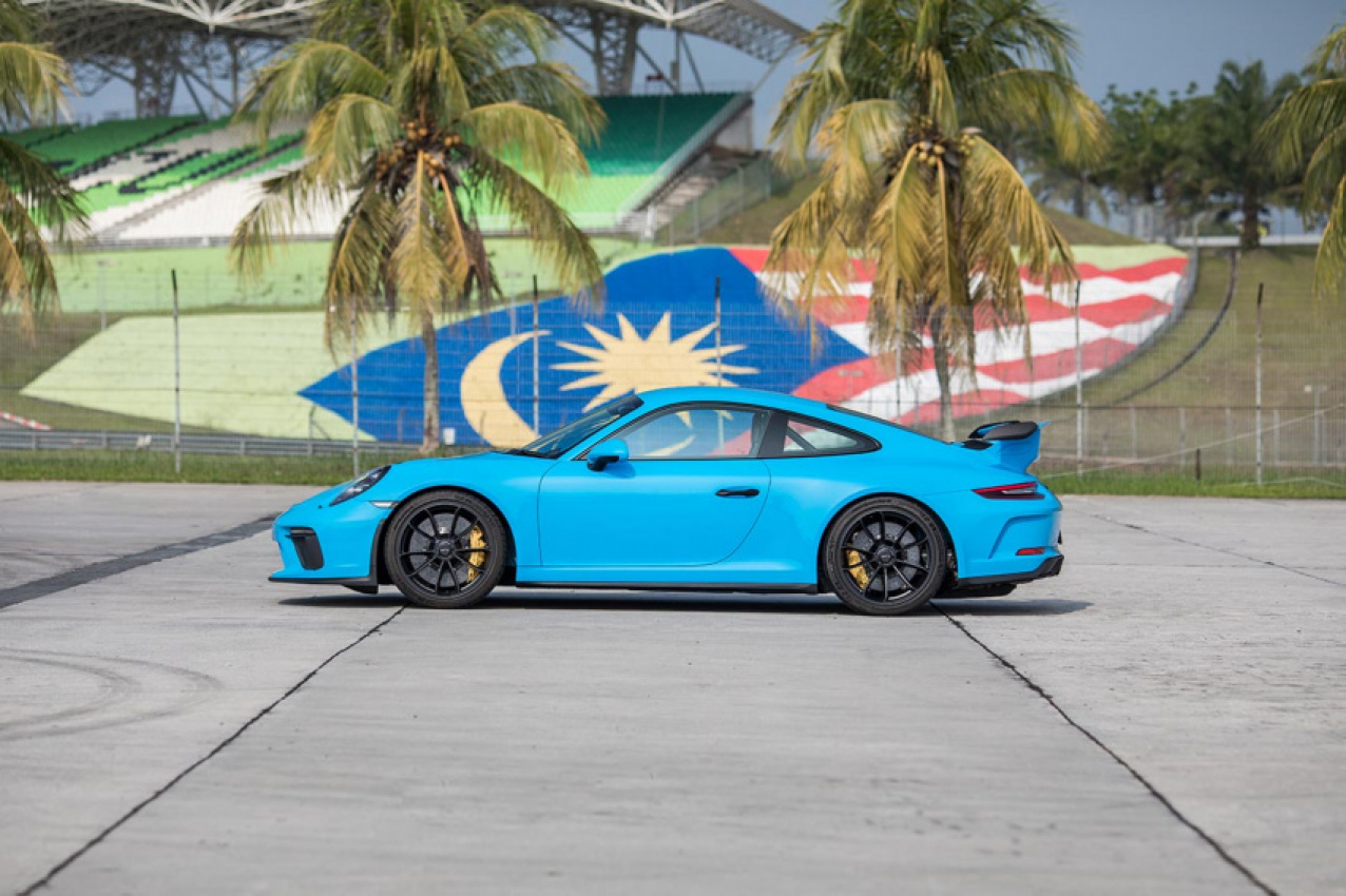 autos, cars, porsche, malaysia, porsche 911, porsche 911 gt3, porsche gt3, porsche malaysia, sime darby auto performance, porsche malaysia introduces three bespoke 911 gt3’s