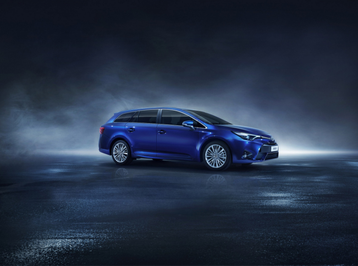 autos, cars, toyota, new toyota avensis? yes, please!