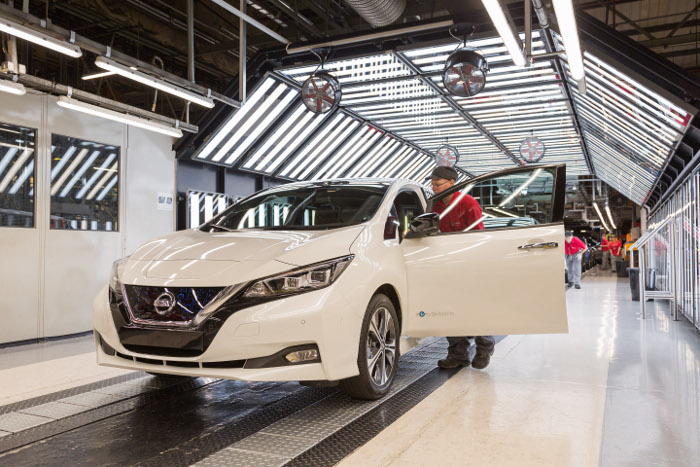 autos, cars, nissan, consumer electronics show, nissan leaf, renault-nissan alliance, second generation, nissan’s new leaf to get top honours at ces 2018