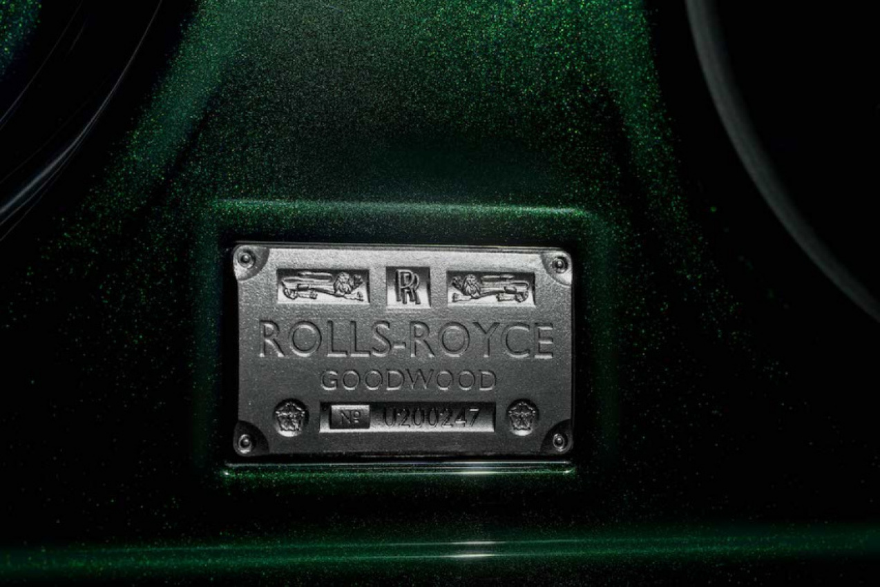 autos, cars, rolls-royce, autos rolls-royce, new rolls-royce ghost extended launched
