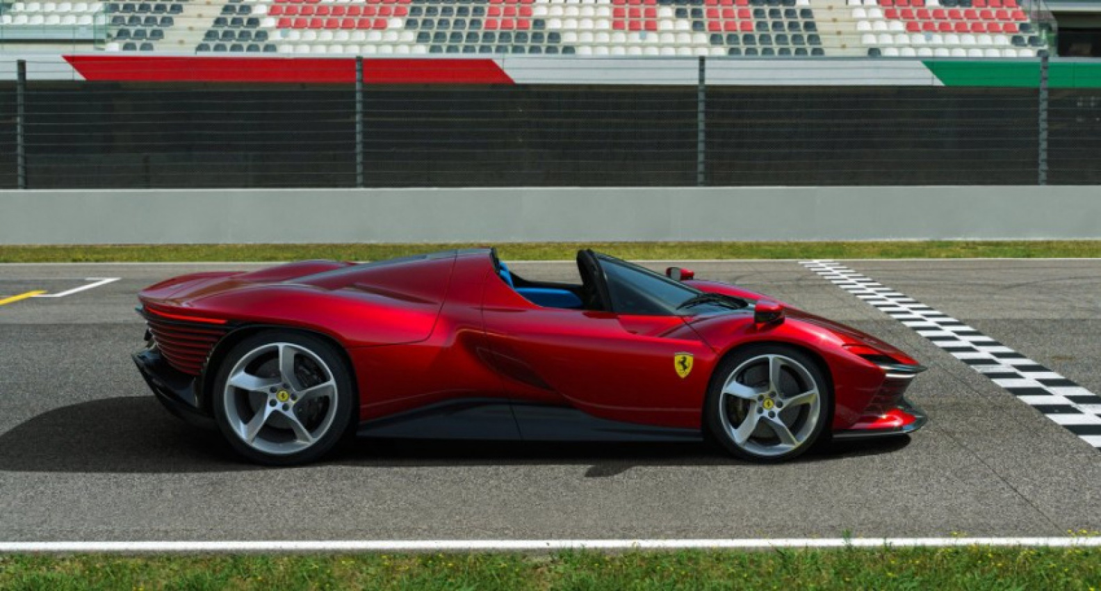 autos, cars, ferrari, the v12 ferrari daytona sp3 is here to break hearts and burst eardrums