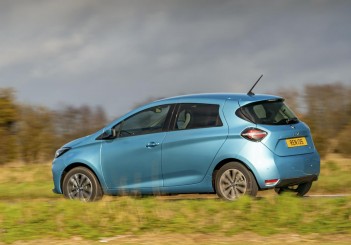 autos, cars, renault, android, autos renalt, android, new renault zoe goes on sale in the uk