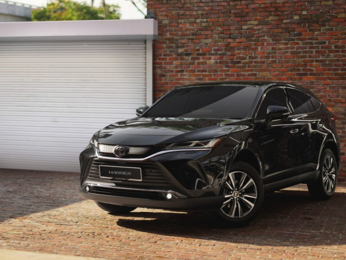 autos, cars, toyota, 2021 toyota harrier, android, harrier, toyota harrier, toyota rav4, android, all-new toyota harrier launched – 1 variant, rm249k