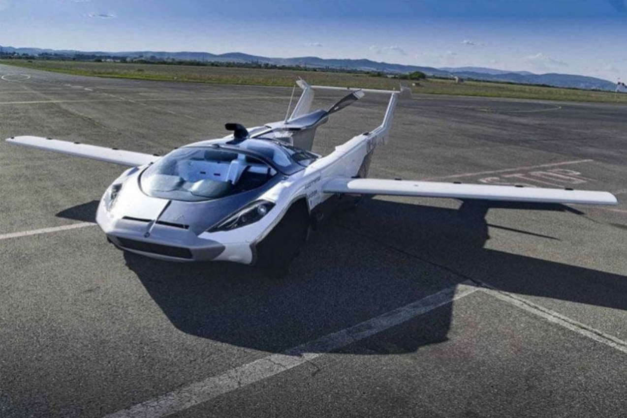 autos, cars, aircar, aircar v5, flying car, klein vision flying car, klein vision’s flying car successfully completes the test flights
