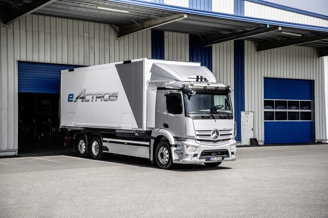 autos, cars, mercedes-benz, eactros, electric truck, mercedes, mercedes-benz eactros, truck, mercedes-benz eactros enters production in new plant