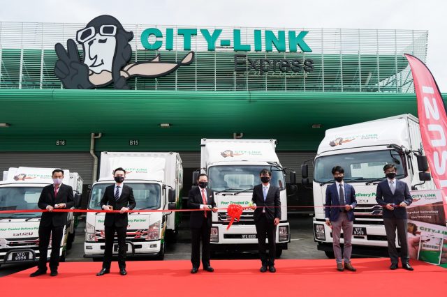 autos, cars, isuzu, city-link, city-link express, isuzu malaysia delivers more than 270 new trucks to city-link express