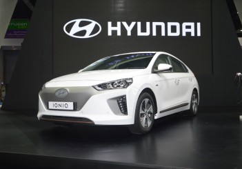 autos, cars, hyundai, autos hyundai, hyundai ioniq, 2018 bangkok motor show: hyundai ioniq electric with 280km range