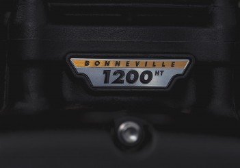 autos, cars, triumph, autos triumph, triumph bonneville, triumph bonneville lineup updated new tiger 800 variants added from rm56,900