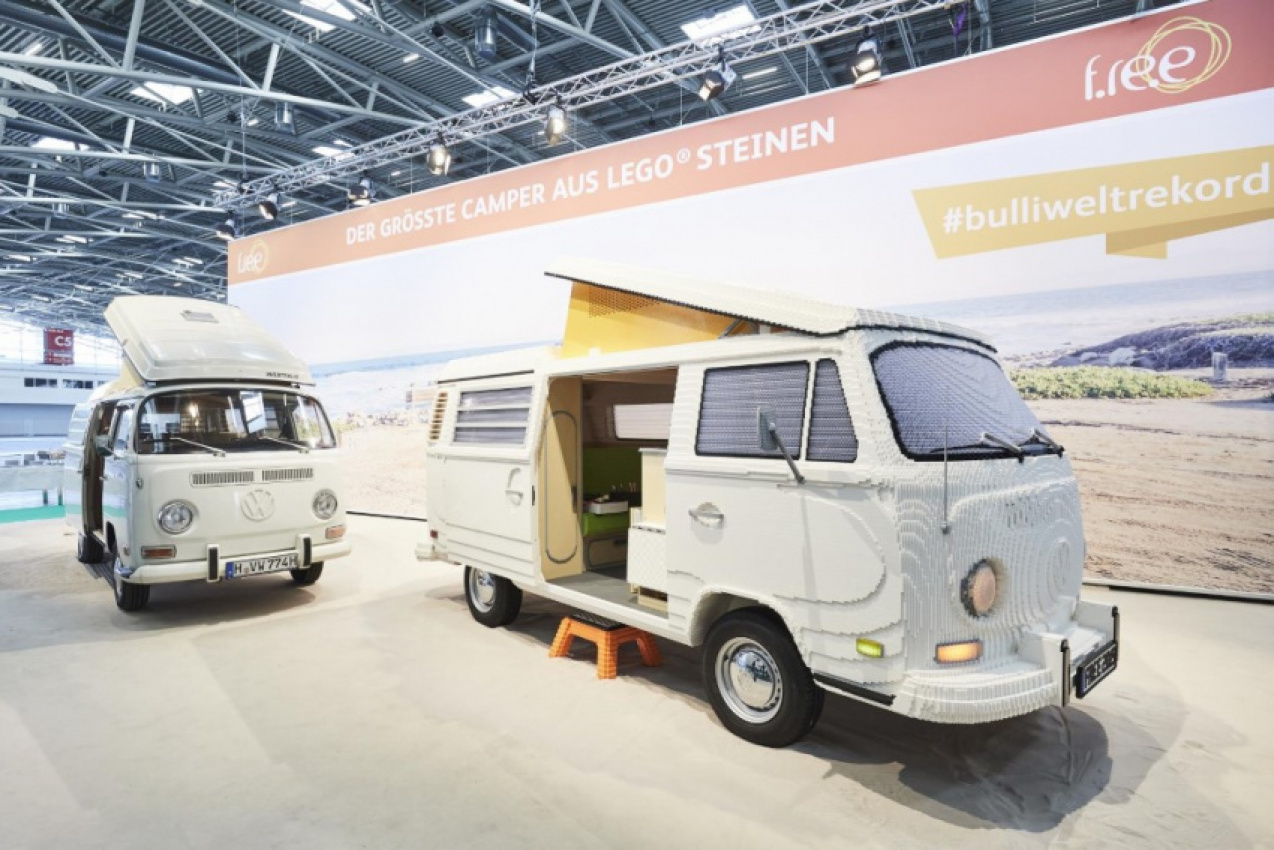 autos, cars, volkswagen, autos volkswagen, world's biggest volkswagen t2 camper made from lego bricks