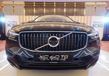 autos, cars, volvo, android, autos volvo, volvo xc60, android, 2018 volvo xc60 launched in three ckd variants: rm298,888 to rm343,888