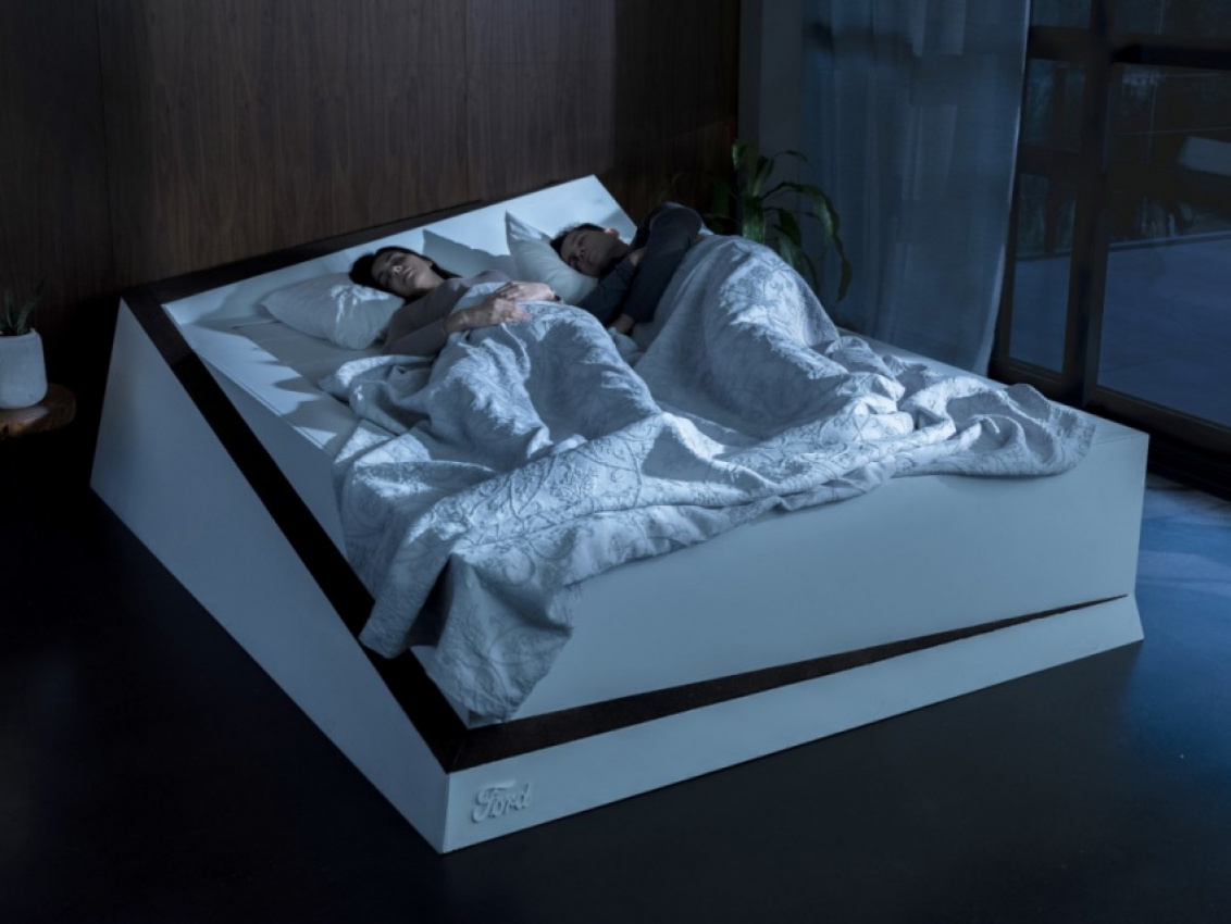 autos, cars, ford, smart, autos ford, ford's smart bed keeps rolling sleepers in their 'lane'