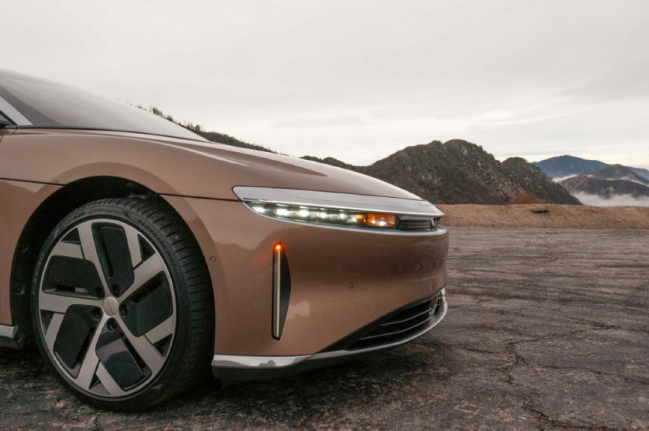 autos, cars, lucid, tesla, android, electric cars, first drives, lucid air news, lucid news, luxury cars, sedans, android, review update: 2022 lucid air dream edition performance dethrones tesla