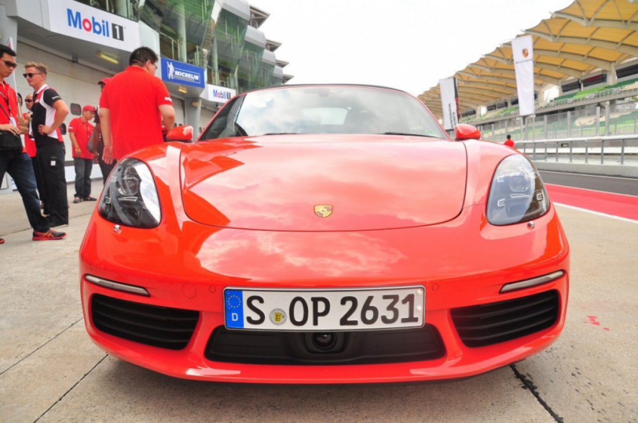 autos, cars, porsche, autos porsche, porsche 718 boxster and 718 boxster s previewed at sepang circuit
