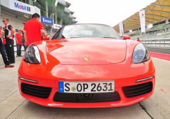 autos, cars, porsche, autos porsche, porsche 718 boxster and 718 boxster s previewed at sepang circuit
