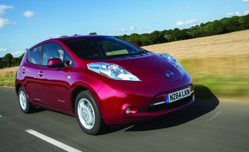 autos, cars, nissan, autos nissan, nissan suspends electric cars mobile app over hacking fears