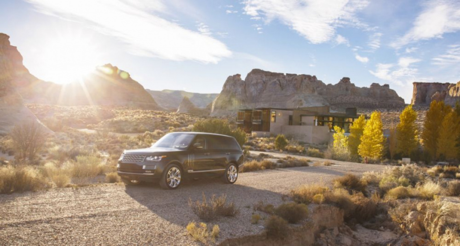 autos, cars, land rover, land rover drives into the luxury travel market