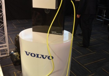 autos, cars, volvo, android, xc90, android, malaysia's first ckd plug-in hybrid to be a volvo